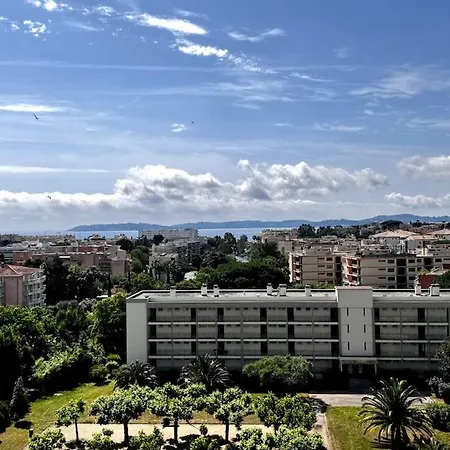 Vue Golfe Ste Maxime דירה *